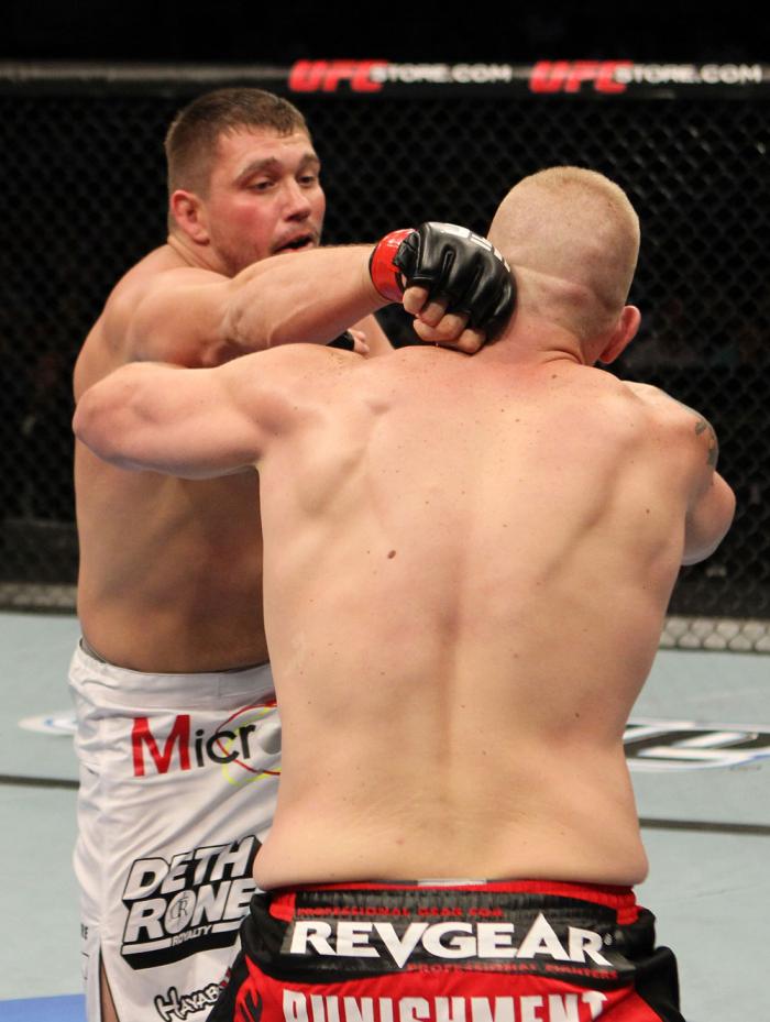 Matt Mitrione vs Christian Morecraft