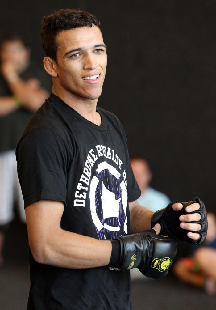 Charles Oliveira