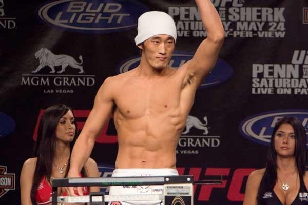 UFC 84 Weigh-In Dong Hyun Kim