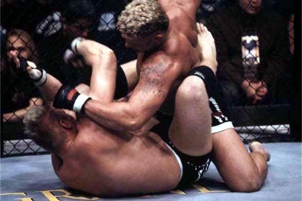 UFC 34 Image 03