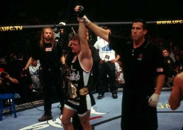 UFC 40 Image 21