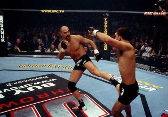 UFC 40 Image 37