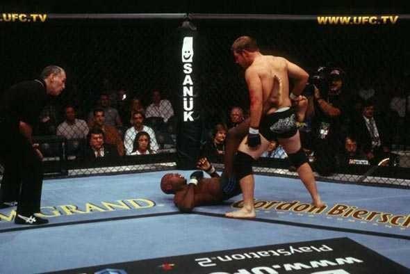 UFC 40 Image 75