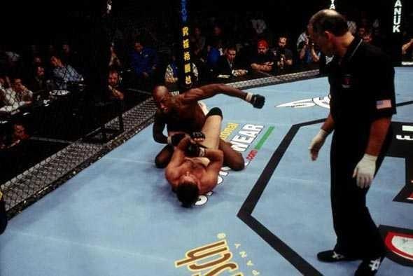 UFC 40 Image 79