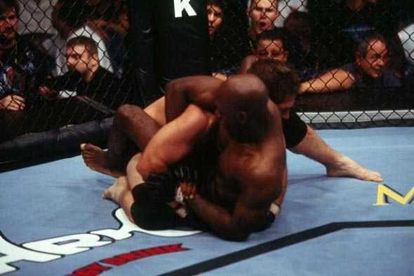 UFC 40 Image 80