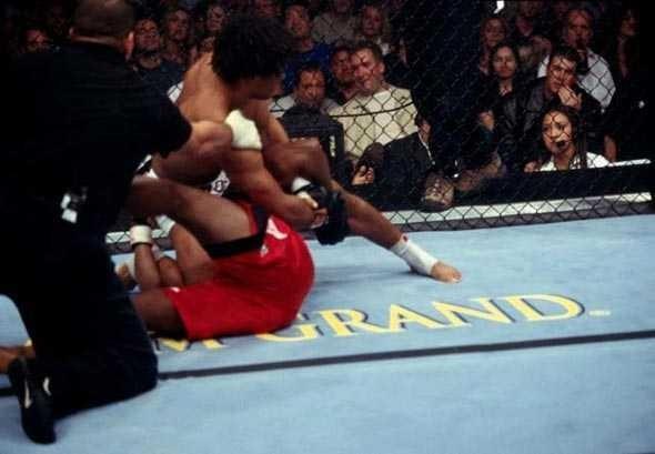UFC 40 Image 117