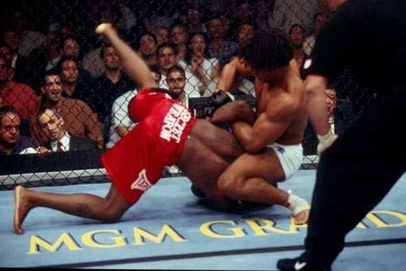 UFC 40 Image 118