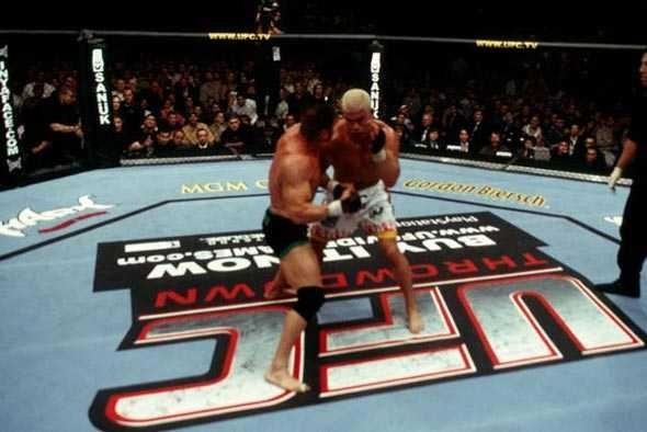 UFC 40 Image 132