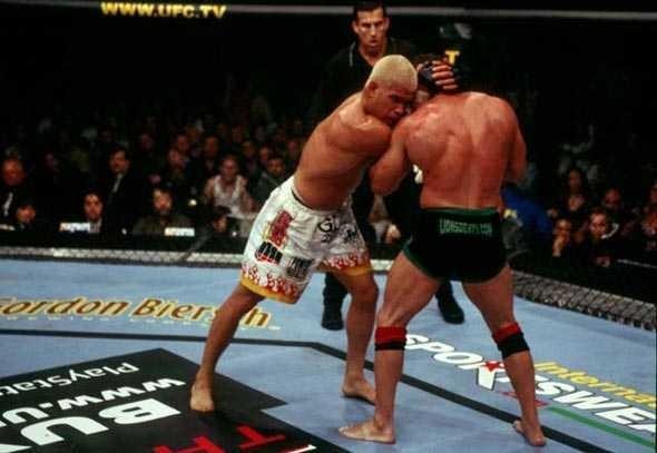 UFC 40 Image 154