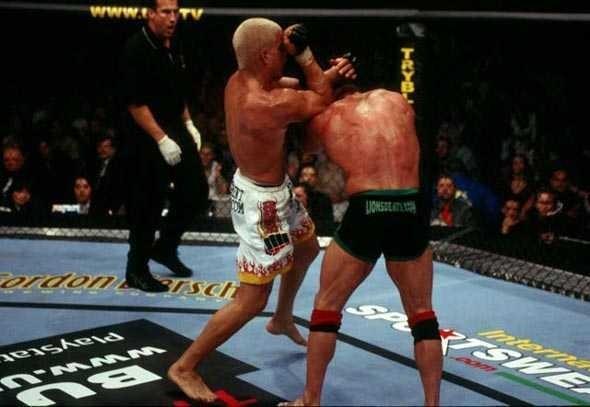 UFC 40 Image 155