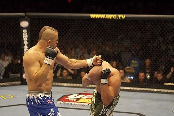 UFC 54 Liddell vs Horn
