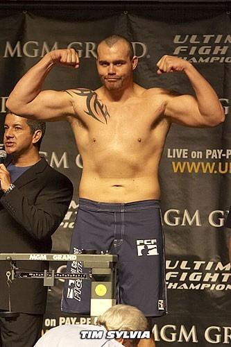 UFC 54 Weigh In