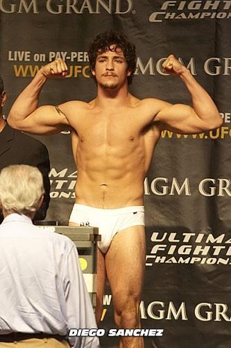UFC 54 Weigh In