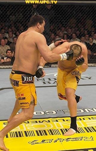 UFC 51 Event Buentello vs. Eilers