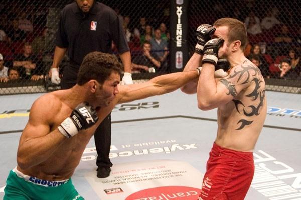 UFC 70: Nations Collide Edilberto Crocota vs. Paul Taylor