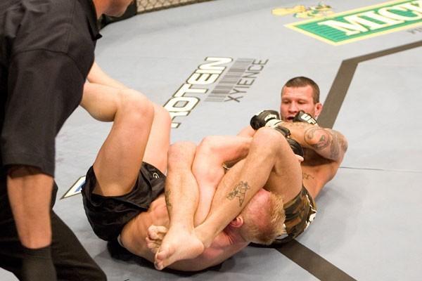 UFC 70: Nations Collide Dennis Siver vs. Jess Liaudin