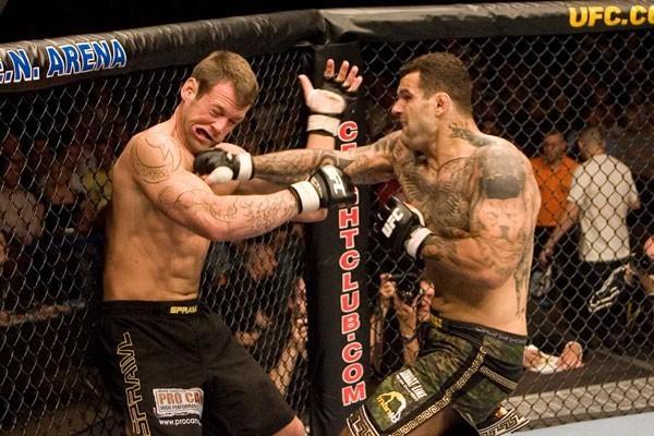 UFC 70: Nations Collide Victor Valimaki vs. Alessio Sakara