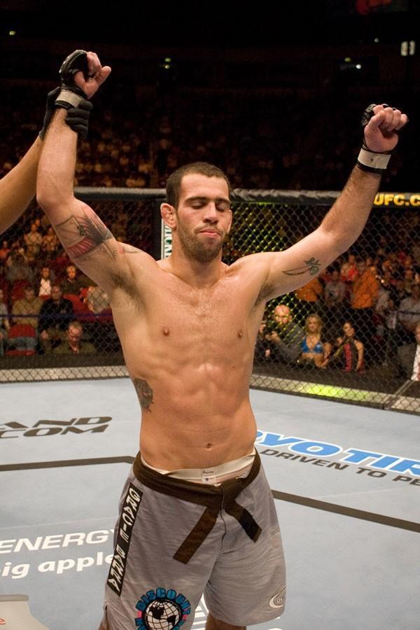 UFC 70: Nations Collide Junior Assuncao