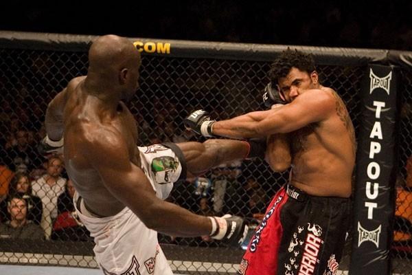 UFC 70: Nations Collide Assuerio Silva vs. Cheick Kongo