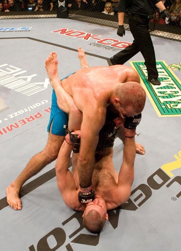 UFC 70: Nations Collide Michael Bisping vs. Elvis Sinosic