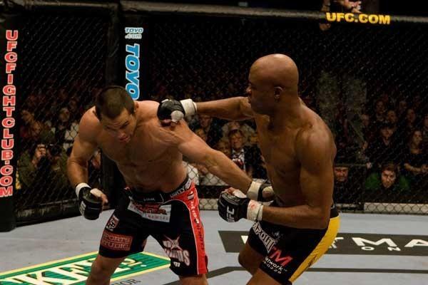 UFC 82 Anderson Silva vs Dan Henderson