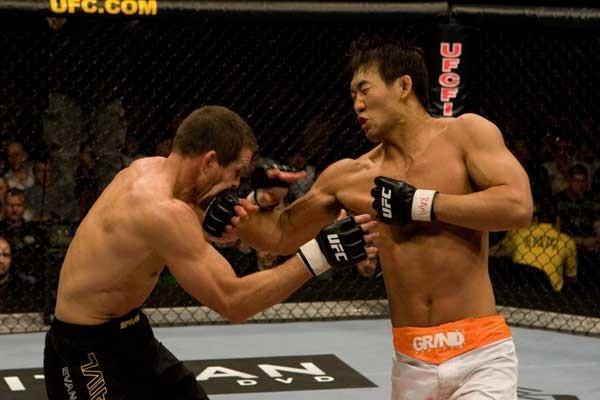 UFC 82 Yushin Okami vs Evan Tanner