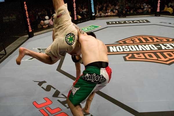UFC 82 Luigi Fioravanti vs Luke Cummo