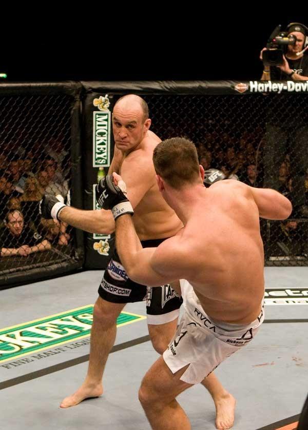UFC 80 Rapid Fire Antoni Hardonk vs Colin Robinson