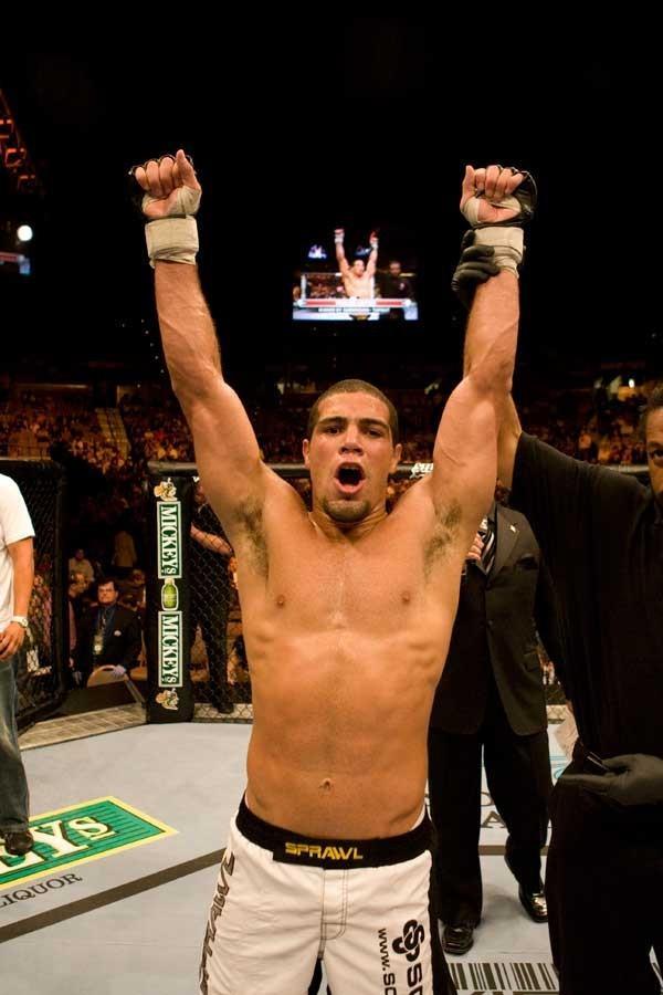 UFC 74: Respect Thales Leites