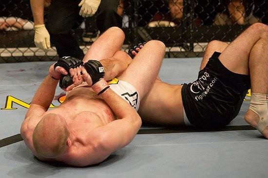 UFC 56 Thompson vs Wisniewski