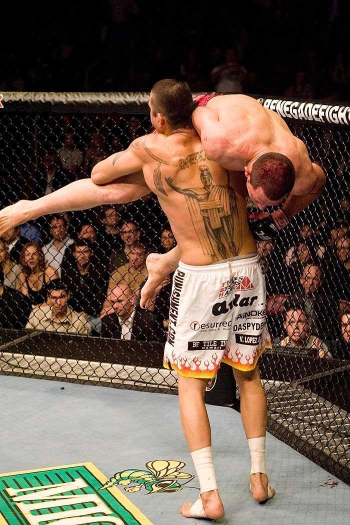 UFC 69: Shootout Alan Belcher vs. Kendall Grove