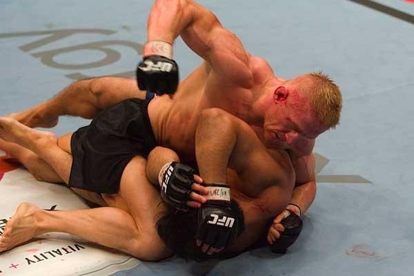 UFC 75 Dennis Siver vs Naoyuki Kotani