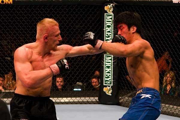 UFC 75 Dennis Siver vs Naoyuki Kotani
