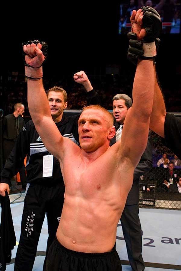 UFC 75 Dennis Siver vs Naoyuki Kotani