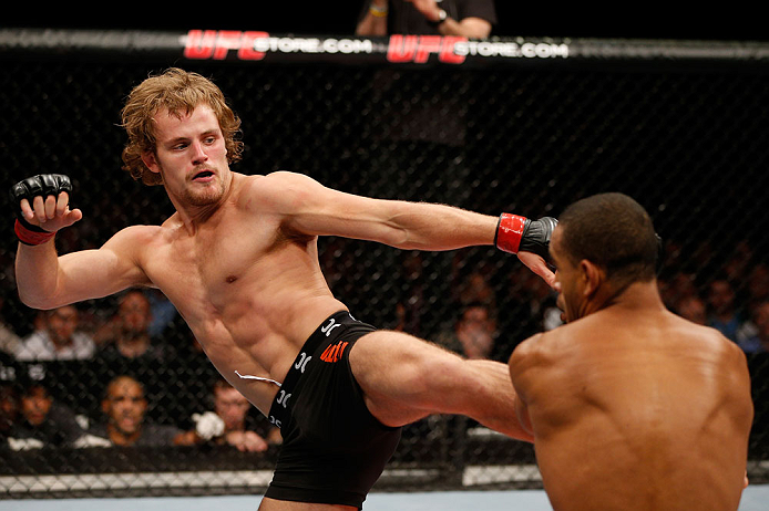 LONDON, ENGLAND - FEBRUARY 16: (L-R) Gunnar Nelson kicks Jorge Santiago in their welterweight fight during the UFC on Fuel TV event on February 16, 2013 at Wembley Arena in London, England. (Photo by Josh Hedges/Zuffa LLC/Zuffa LLC via Getty Images)
