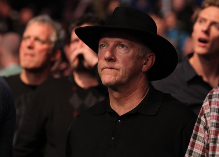 photo_galleries/13_UFC140/25_UFC140.jpg