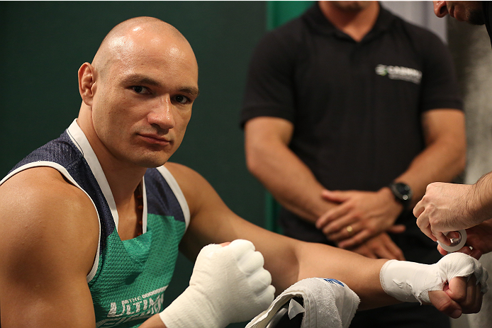 SAO PAULO, BRAZIL - FEBRUARY 4: Team Sonnen fighter Vitor Mirande gets his hands wrapped before facing Team Wanderlei fighter Antonio Branjao in their heavyweight fight during season three of The Ultimate Fighter Brazil on February 4, 2014 in Sao Paulo,
