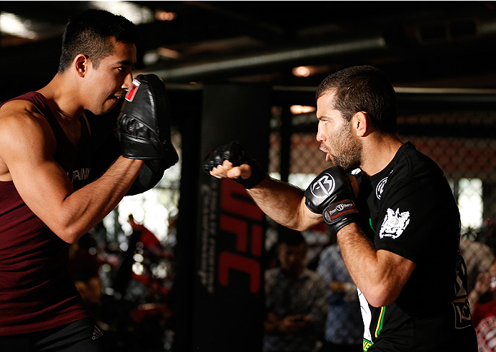 SYDNEY, AUSTRALIA - NOVEMBER 05: Richie Vaculik of Australia holds an open training session for media at the UFC Gym Sydney on November 5, 2014 in Sydney, Australia. (Photo by Josh Hedges/Zuffa LLC/Zuffa LLC via Getty Images)