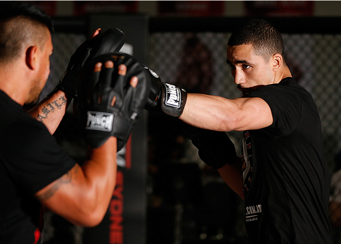 SYDNEY, AUSTRALIA - NOVEMBER 05: Robert Whittaker of New Zealand holds an open training session for media at the UFC Gym Sydney on November 5, 2014 in Sydney, Australia. (Photo by Josh Hedges/Zuffa LLC/Zuffa LLC via Getty Images)
