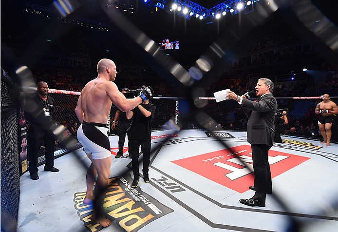 RIO DE JANEIRO, BRAZIL - AUGUST 01: Bruce Buffer introduces Patrick Cummins of the United States before facing Rafael Feijao of Brazil in their light heavyweight bout during the UFC 190 event inside HSBC Arena on August 1, 2015 in Rio de Janeiro, Brazil.