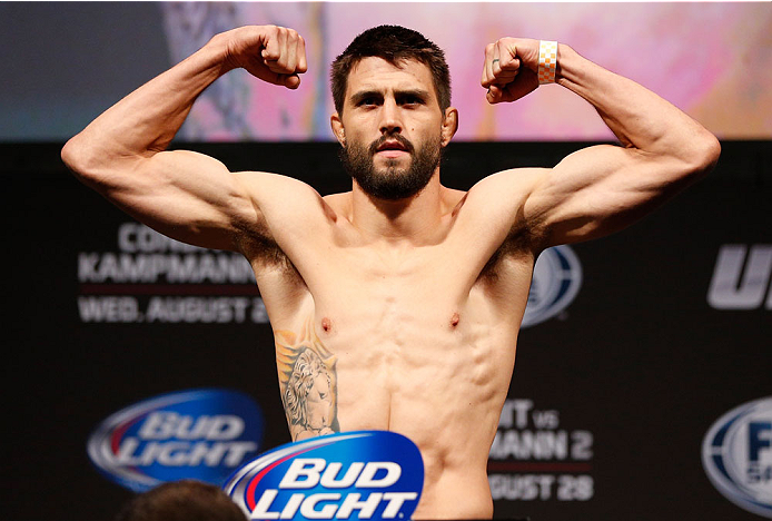 INDIANAPOLIS, IN - AUGUST 27: Carlos Condit weighs in during the UFC weigh-in event at Bankers Life Fieldhouse on August 27, 2013 in Indianapolis, Indiana. (Photo by Josh Hedges/Zuffa LLC/Zuffa LLC via Getty Images)