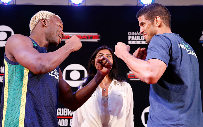 FORTALEZA, BRAZIL - JUNE 06: (L-R) Opponents William "Patolino" Macario and Leonardo Santos face off at Centro de Eventos do Ceara on June 6, 2013 in Fortaleza, Ceara, Brazil. (Photo by Josh Hedges/Zuffa LLC/Zuffa LLC via Getty Images)