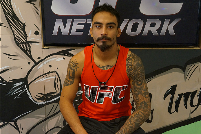 photo_galleries/TUF_Latam-Moustache-Photos/TUF_Latam-Moustache-Photos-DSC01838.jpg