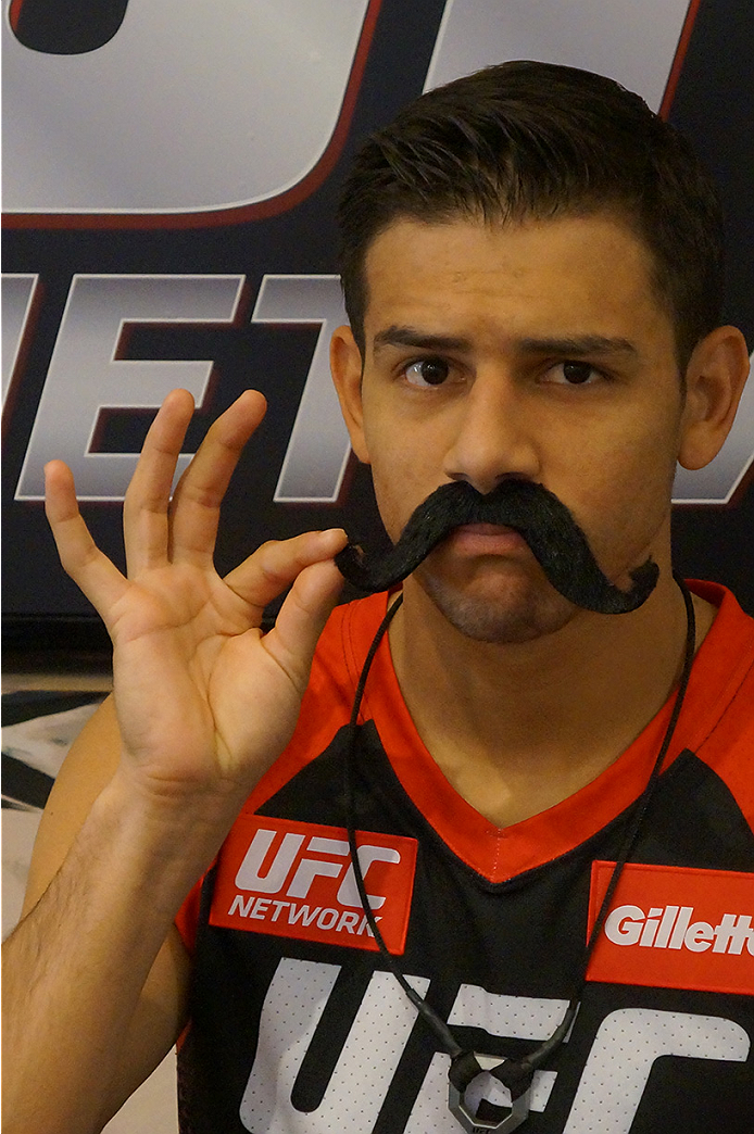 photo_galleries/TUF_Latam-Moustache-Photos/TUF_Latam-Moustache-Photos-DSC01849.jpg