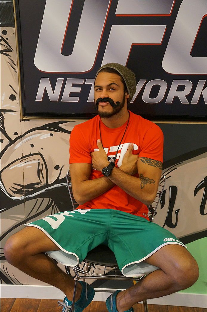 photo_galleries/TUF_Latam-Moustache-Photos/TUF_Latam-Moustache-Photos-DSC01854.jpg