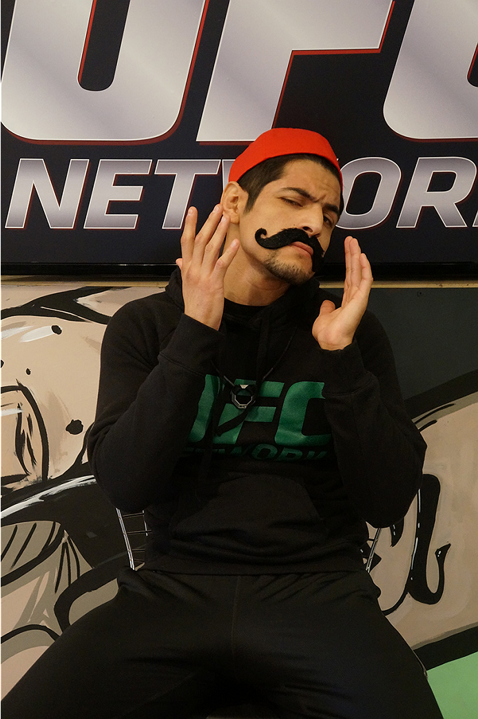 photo_galleries/TUF_Latam-Moustache-Photos/TUF_Latam-Moustache-Photos-DSC01858.jpg