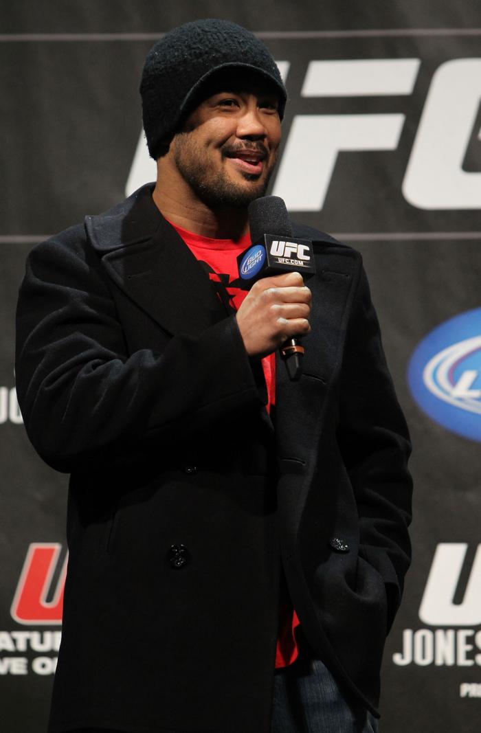 TORONTO, ON - DECEMBER 09: UFC Middleweight contender Mark Munoz interacts with fans during a Q&A session before the UFC 140 Official Weigh-in at the Air Canada Centre on December 9, 2011 in Toronto, Canada. (Photo by Josh Hedges/Zuffa LLC/Zuffa LLC via