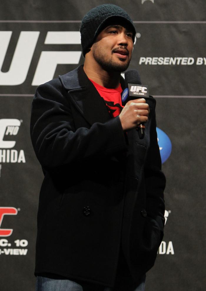 TORONTO, ON - DECEMBER 09: UFC Middleweight contender Mark Munoz interacts with fans during a Q&A session before the UFC 140 Official Weigh-in at the Air Canada Centre on December 9, 2011 in Toronto, Canada. (Photo by Josh Hedges/Zuffa LLC/Zuffa LLC via