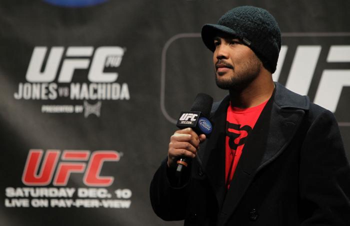 TORONTO, ON - DECEMBER 09: UFC Middleweight contender Mark Munoz interacts with fans during a Q&A session before the UFC 140 Official Weigh-in at the Air Canada Centre on December 9, 2011 in Toronto, Canada. (Photo by Josh Hedges/Zuffa LLC/Zuffa LLC via