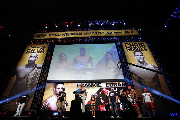 LAS VEGAS, NV - JULY 05: Frankie Edgar weighs in during the UFC 162 weigh-in at the Mandalay Bay Events Center on July 5, 2013 in Las Vegas, Nevada. (Photo by Josh Hedges/Zuffa LLC/Zuffa LLC via Getty Images)